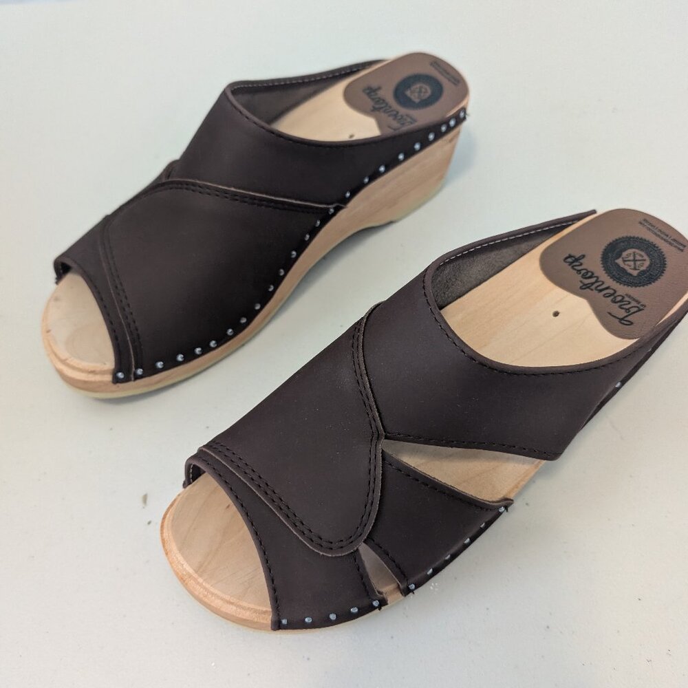 Troentorp Mariah Brown Clog Sandals Size 40
